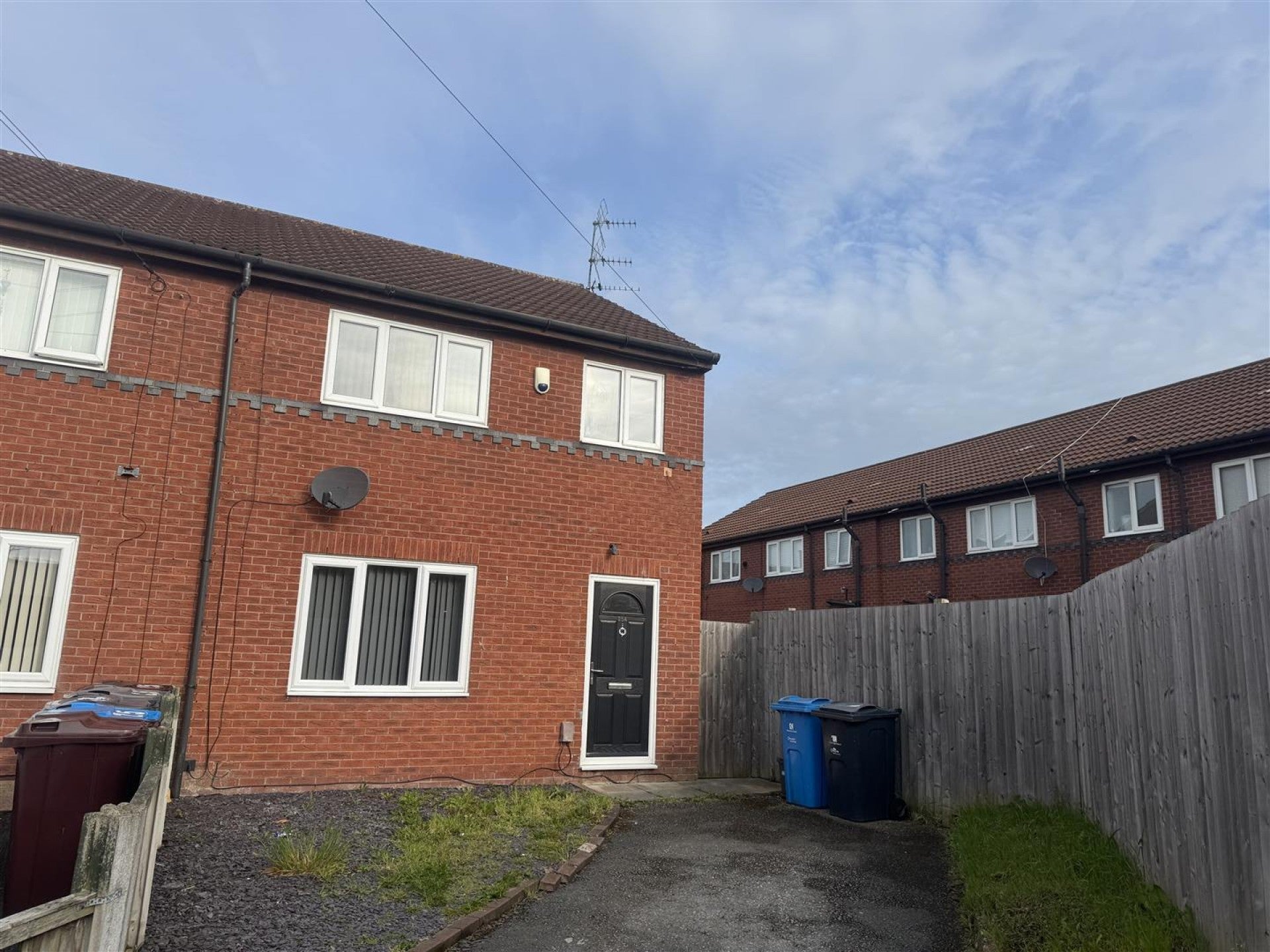 House Stanton Crescent in Kirkby