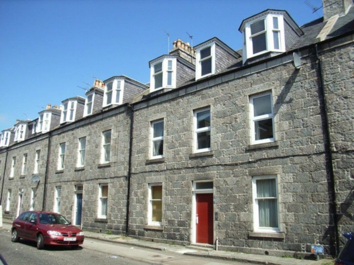 Room Granton Place in Aberdeen City