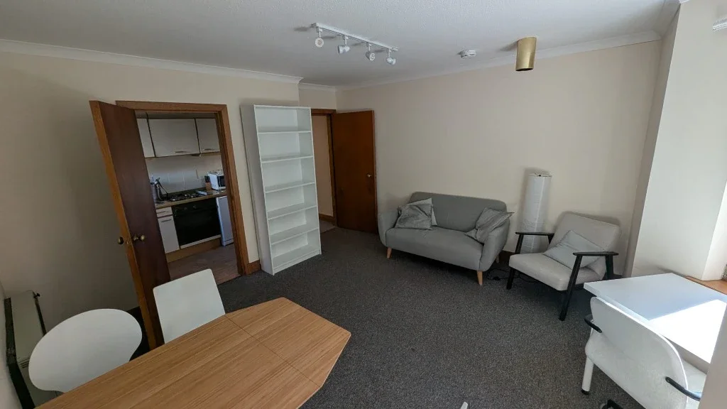 Flat Meteor Row in Leuchars