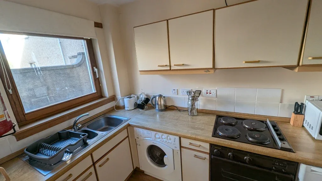Flat Meteor Row in Leuchars