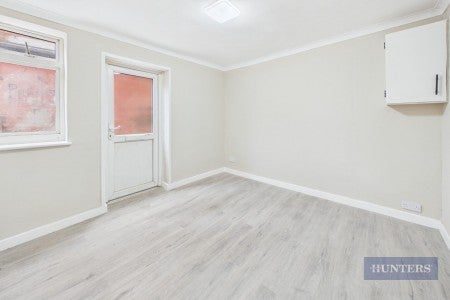 Flat Golden Grove in Southampton