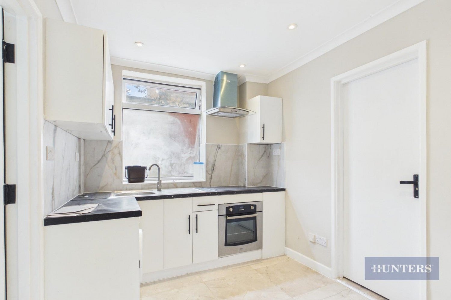 Flat Golden Grove in Southampton