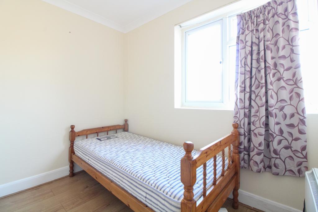 Flat Clovelly Road in Southampton