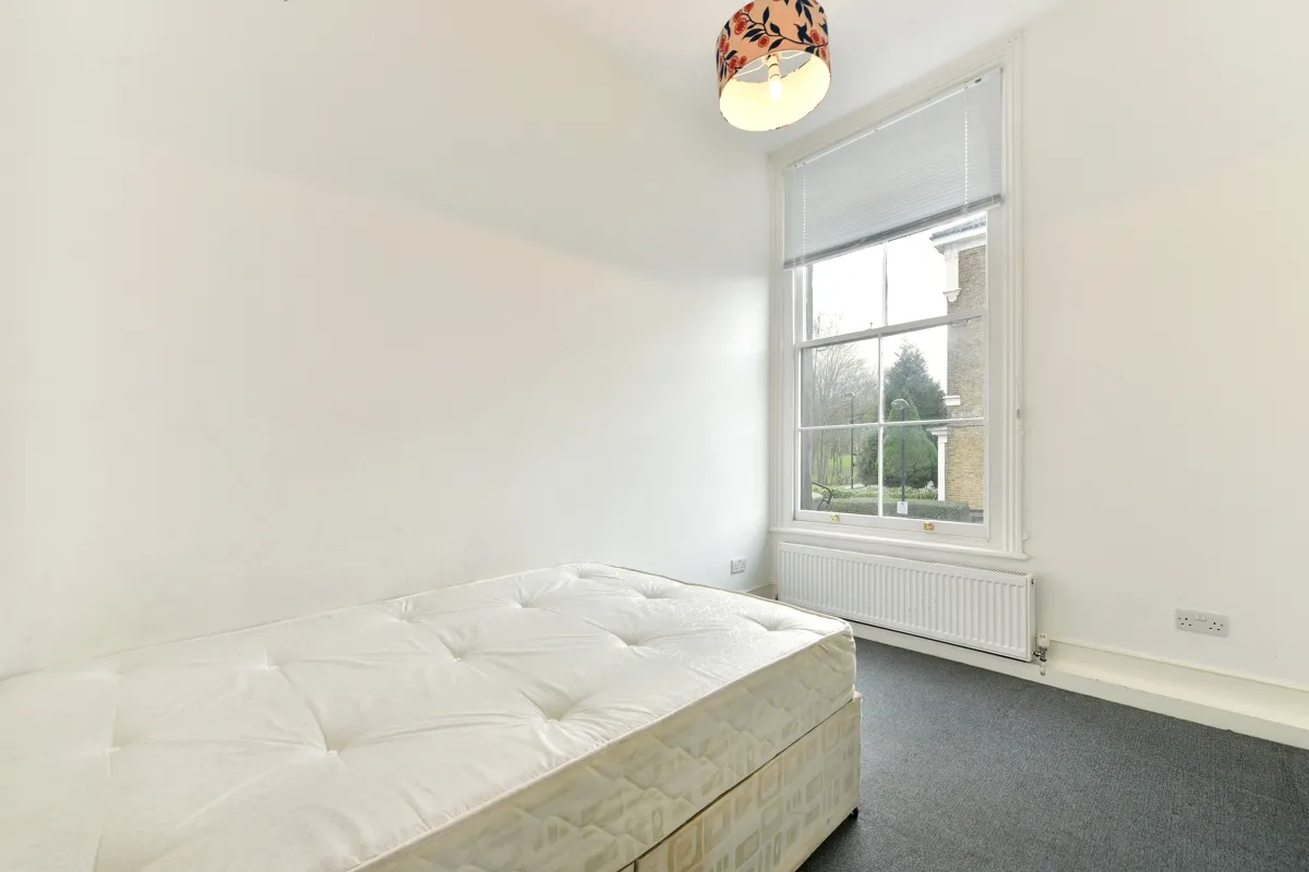 Flat Hornsey Road in Greater London