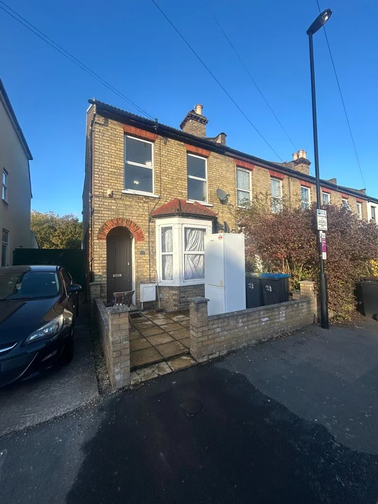 House Siddons Road in London