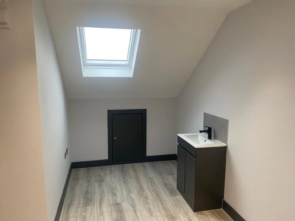 Flat Aberford Road in Hertsmere