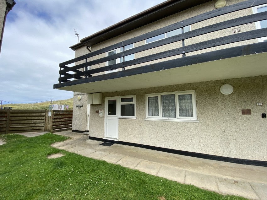 Flat St Pirans Road in Perranporth