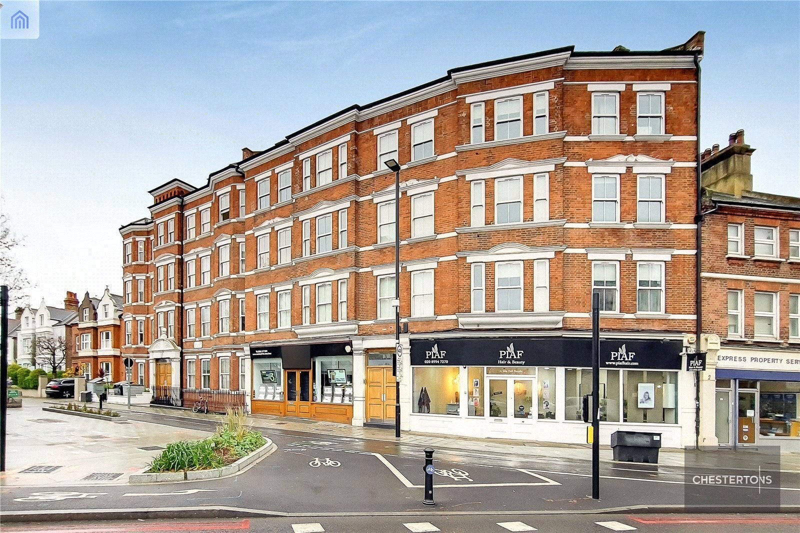 Flat Wellesley Road in Greater London