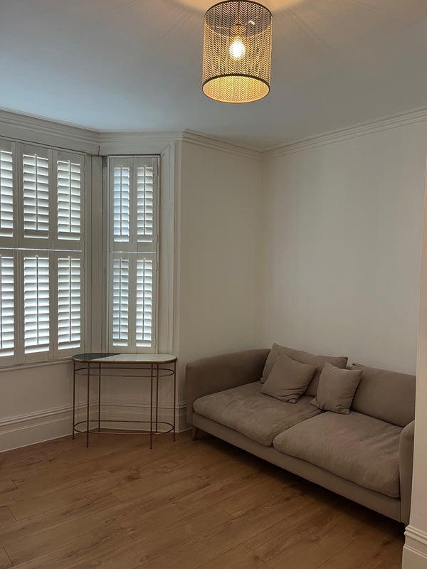 Flat Lee High Road in Greater London