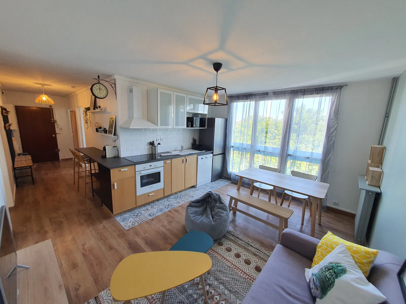 Chambre A 15 à Pontoise
