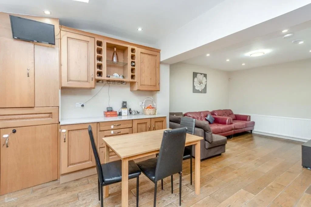 House Hodder Drive in Greater London