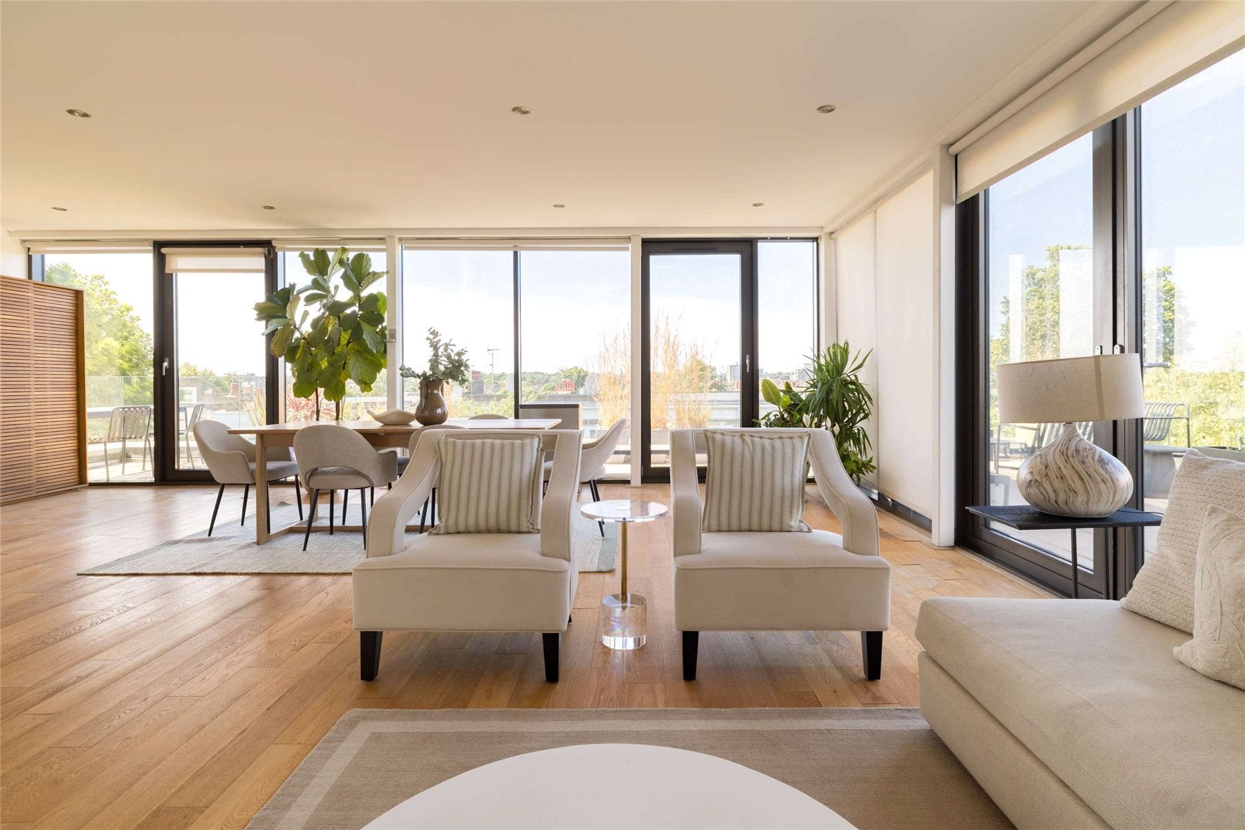 Flat Elgin Avenue in City of Westminster