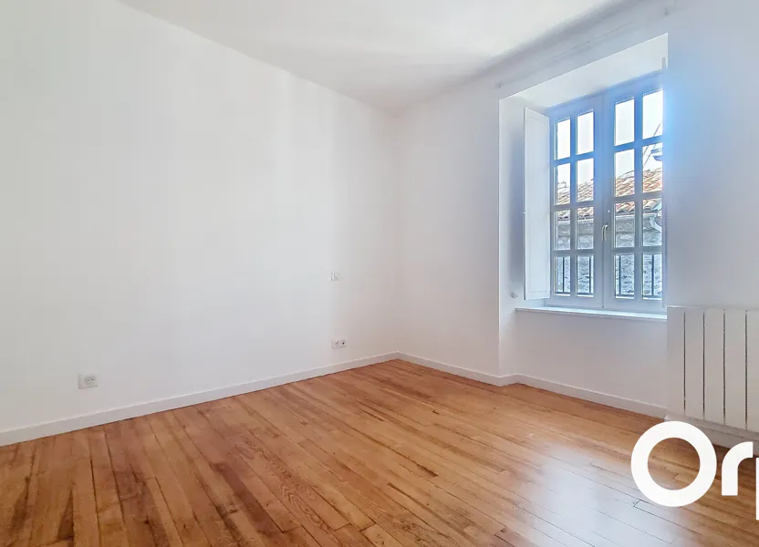 Flat Rue Sorel in Saint-Flour
