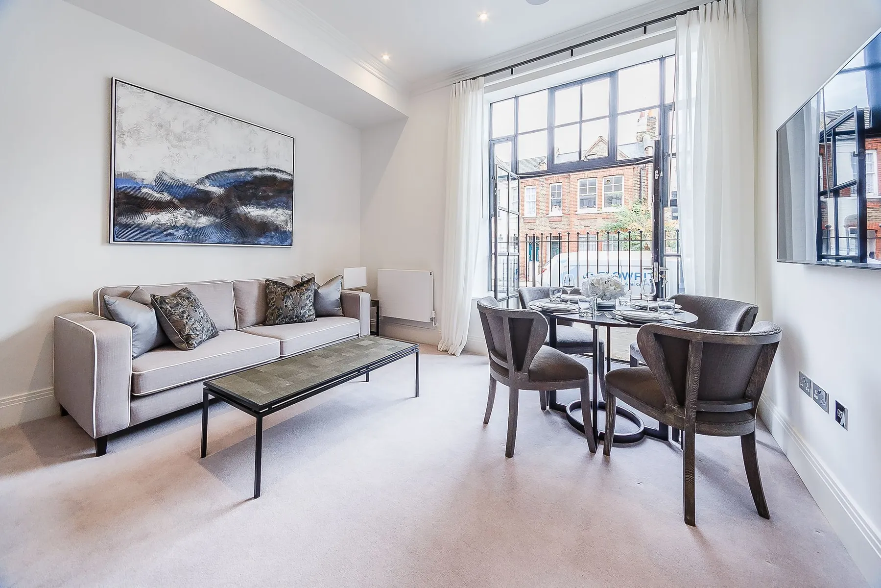 Flat Rainville Road in Greater London