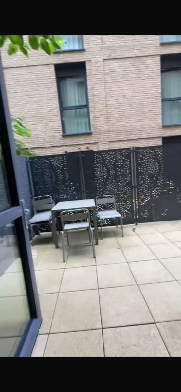 Room Ashley Road in Greater London