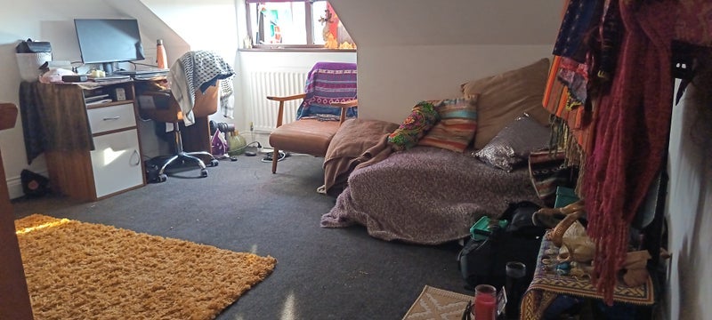 Room Hilda Road in Greater London