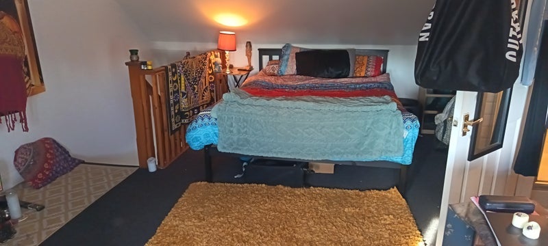 Room Hilda Road in Greater London