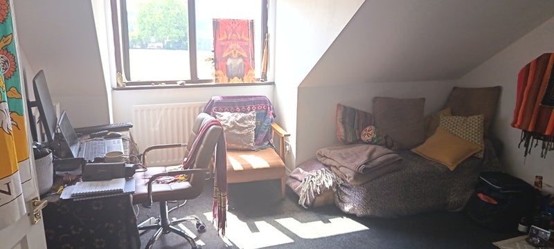 Room Hilda Road in Greater London