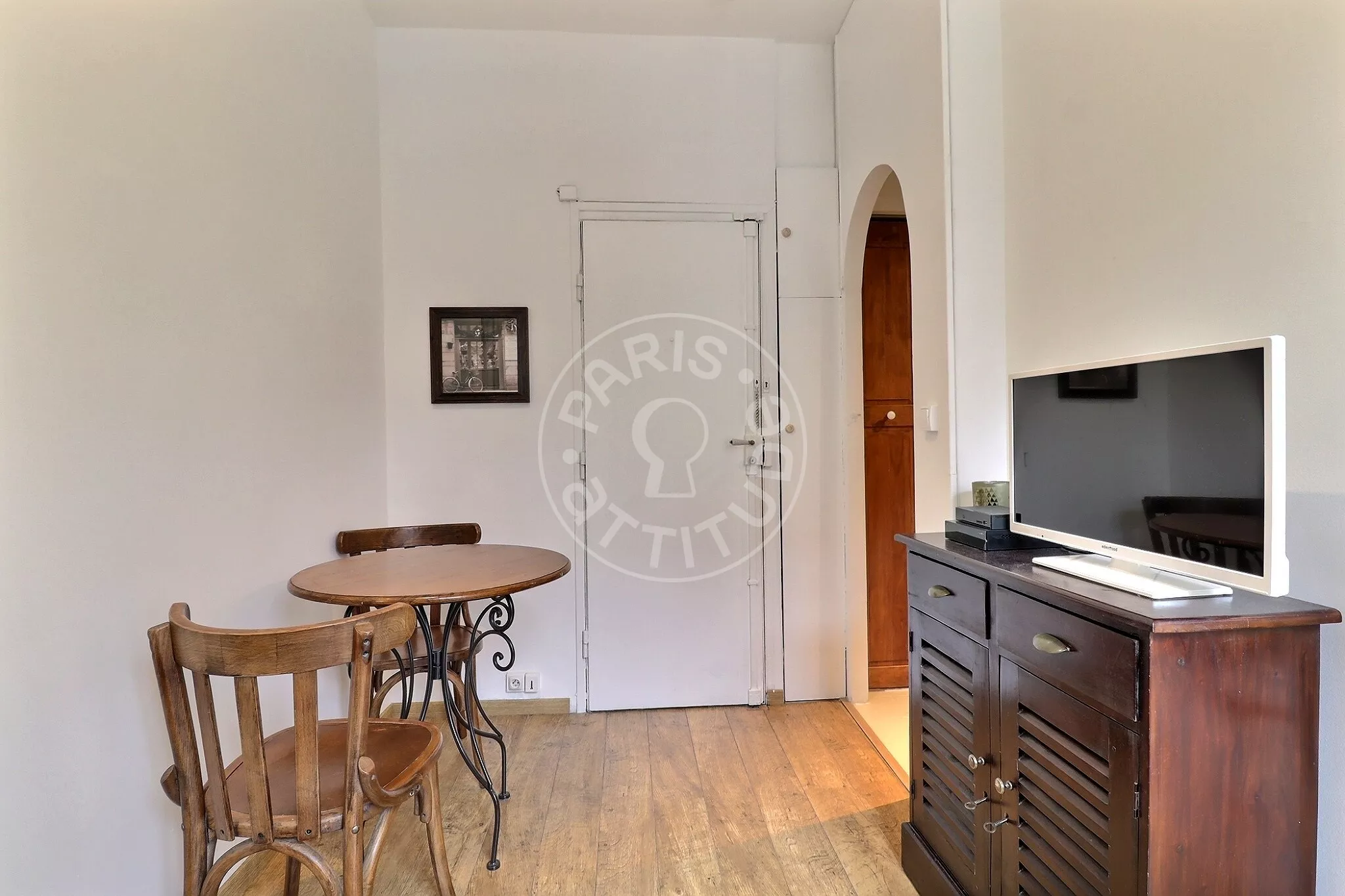 Flat Rue Daubenton in Paris