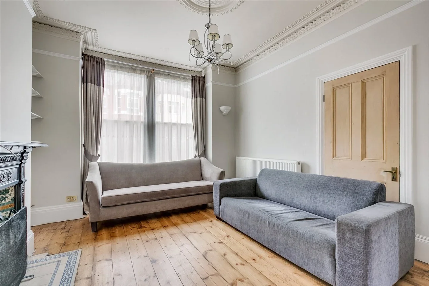 House Gaskarth Road in Greater London