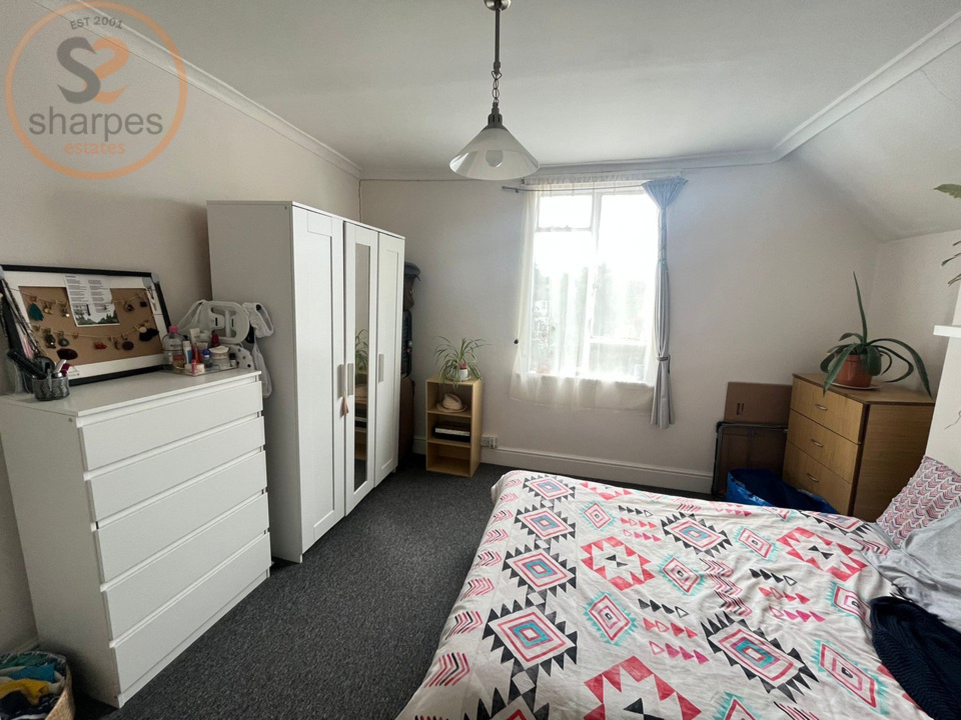 Flat Harewood Road in Greater London