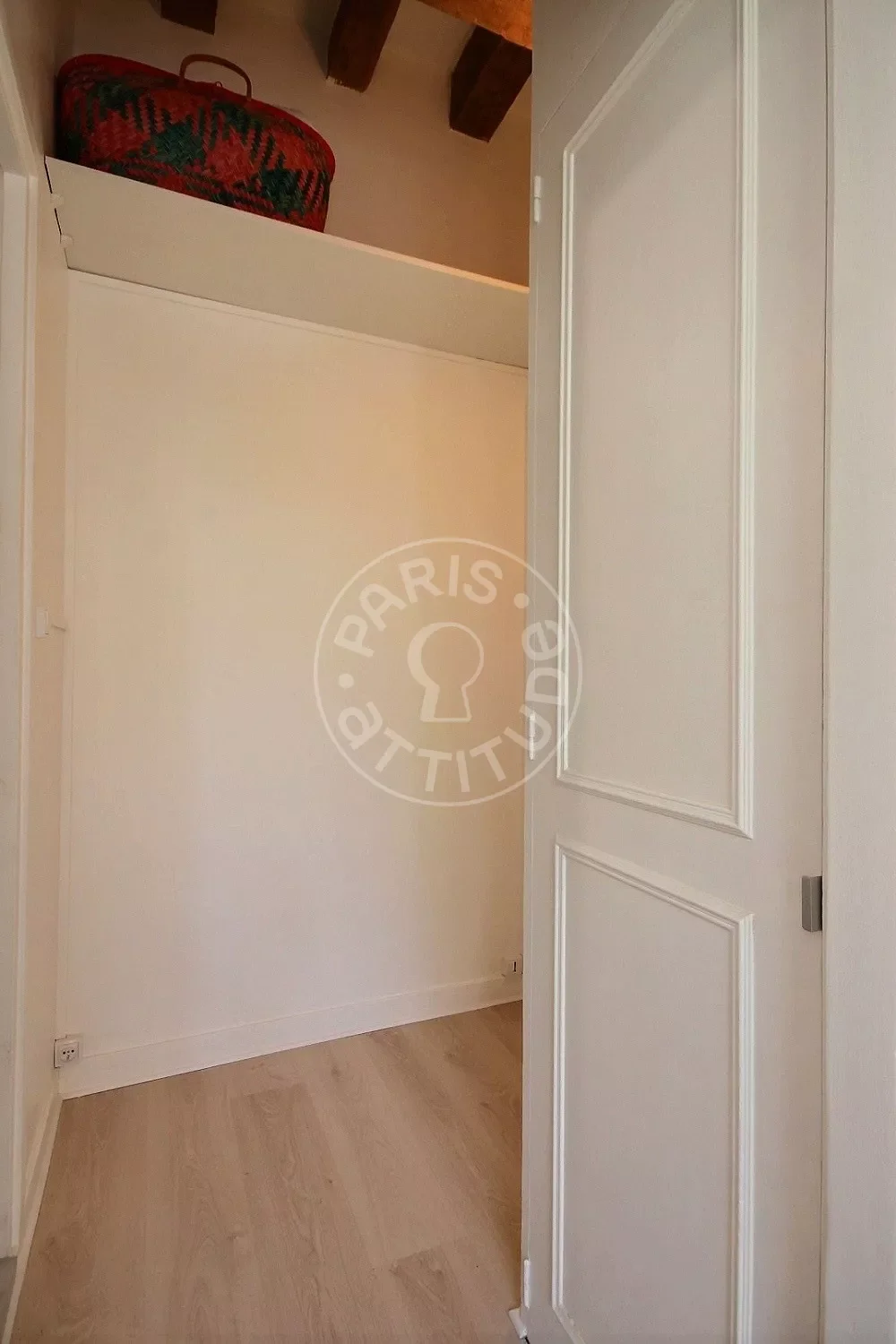 Appartement Rue de la Bûcherie à Paris