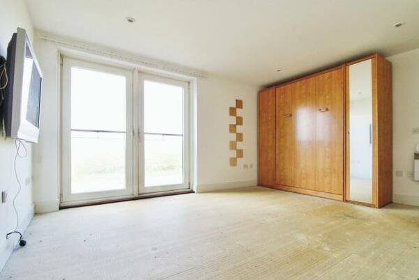Flat Butetown Link in Cardiff