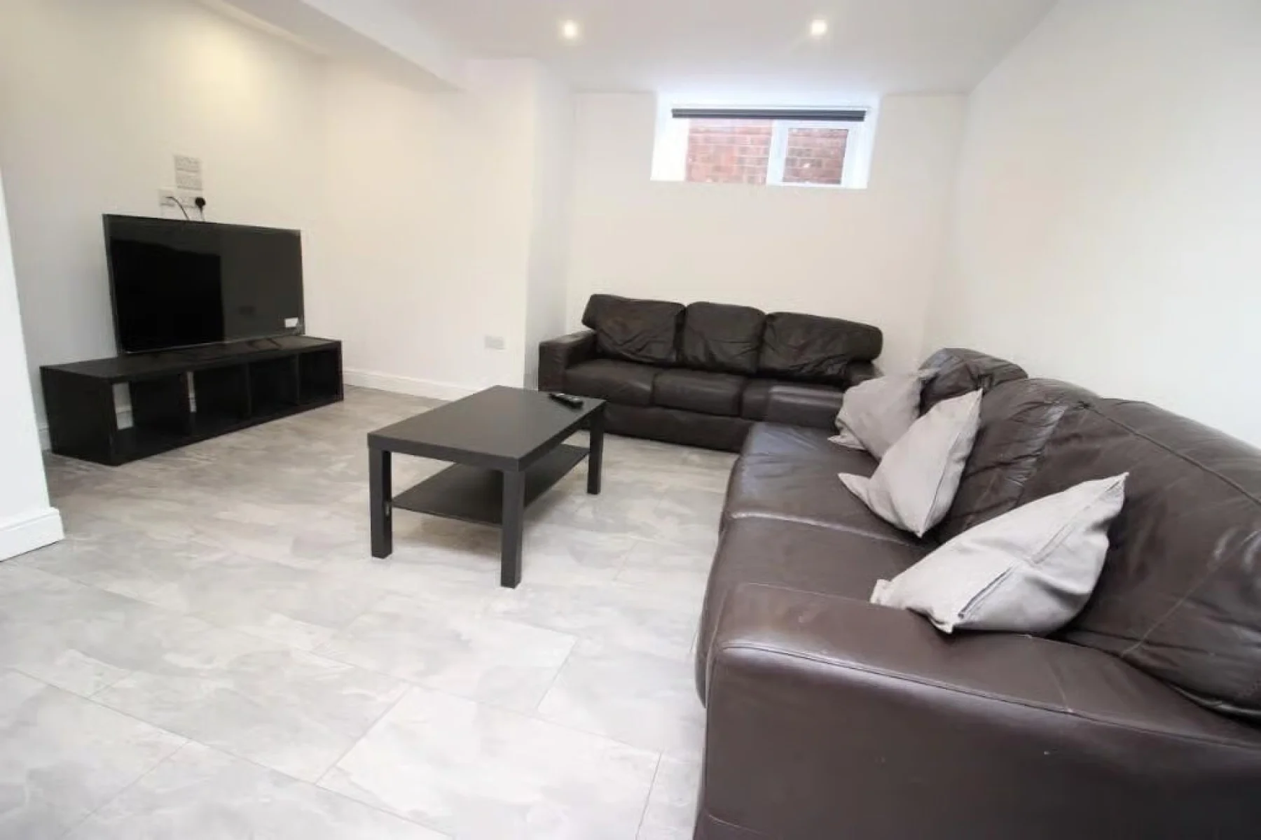 Flat Village Terrace in Leeds