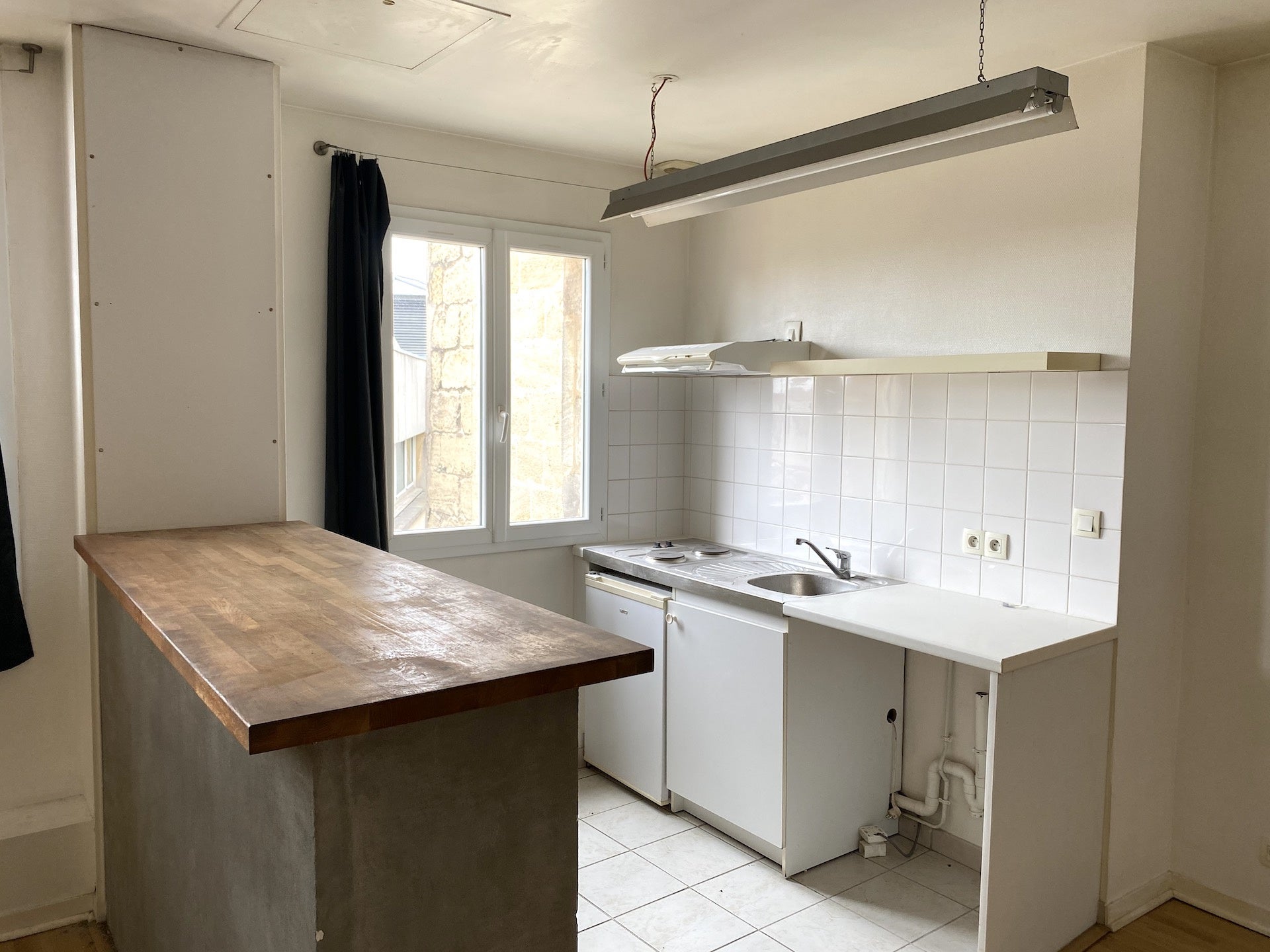 Appartement Place Gambetta à Bordeaux