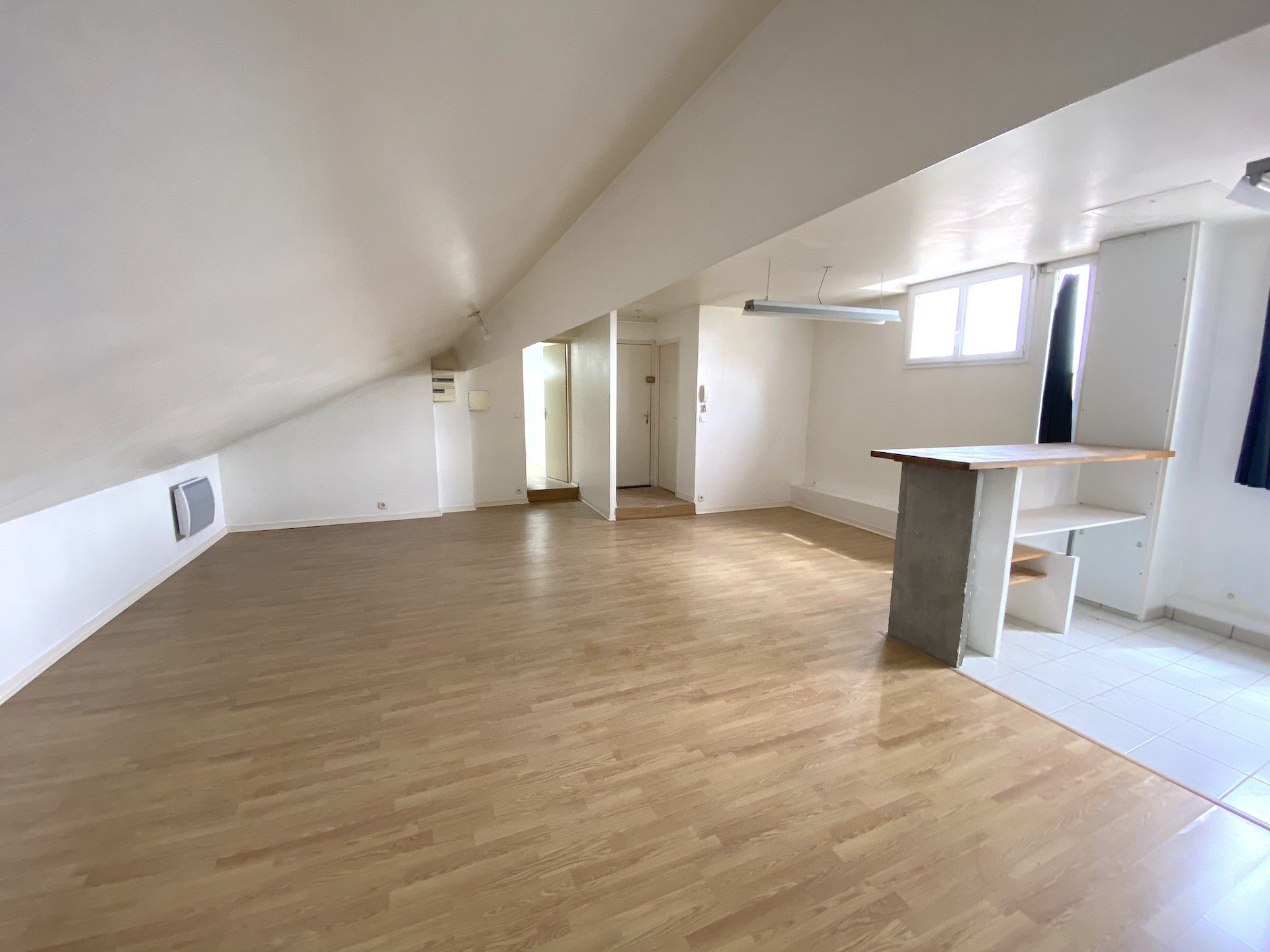 Appartement Place Gambetta à Bordeaux
