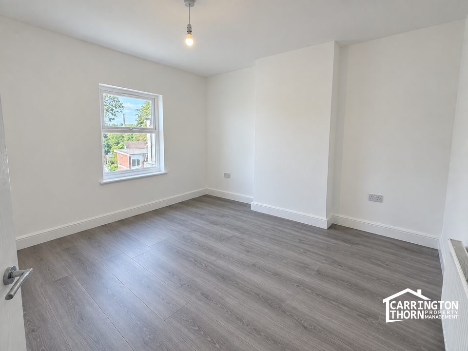 Flat Bearwood Road in Sandwell
