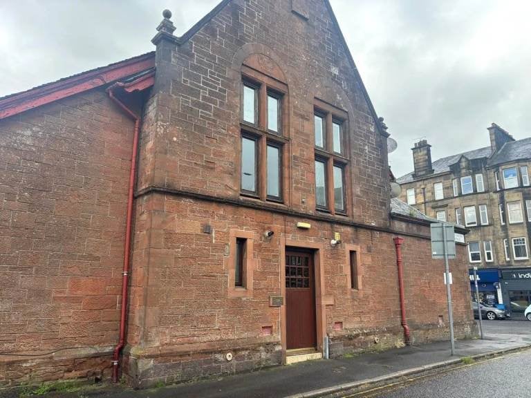 Flat Glasgow Road in Paisley