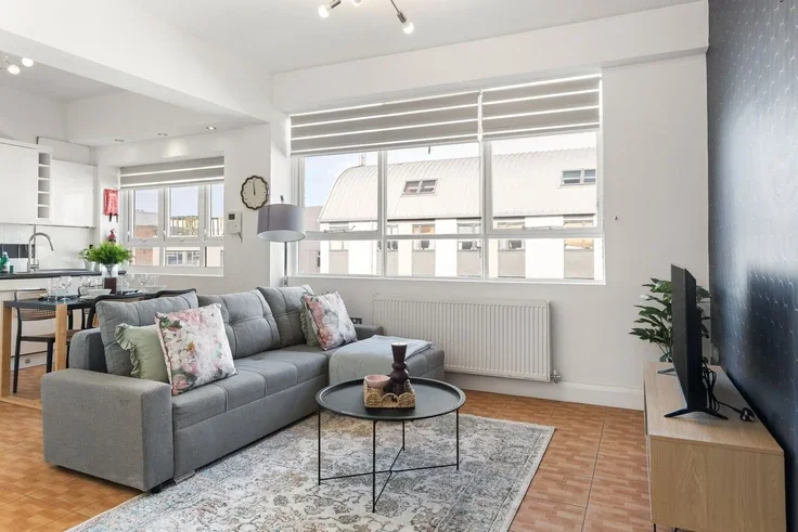 Flat Hatton Gardens in Greater London