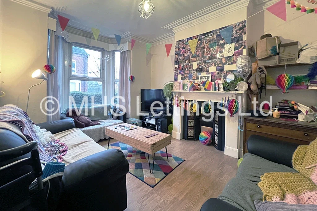 Room Back Ashville Terrace in Leeds