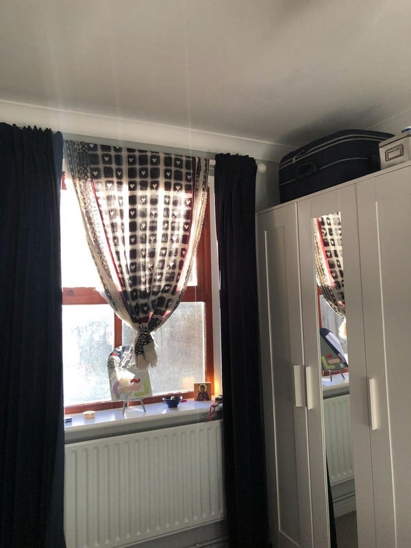 Room Wetherell Road in Greater London