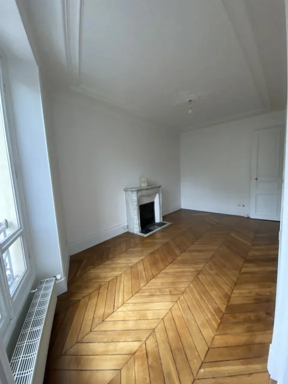 Flat Rue des Frères Morane in Paris