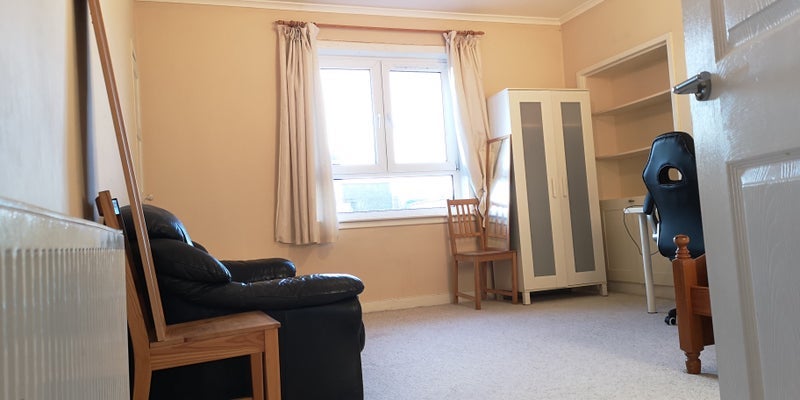 Room Broomhouse Loan in City of Edinburgh