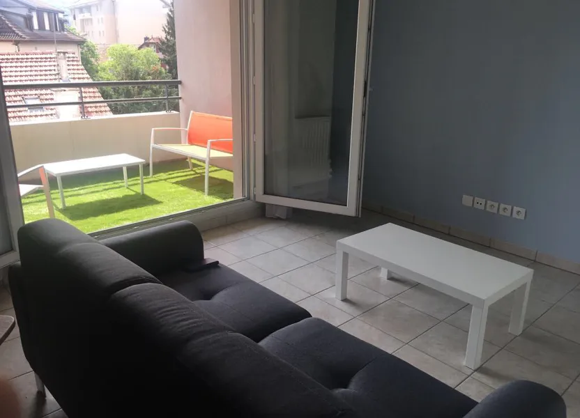 Appartement Rue Jean Jaurès à Ville-la-Grand