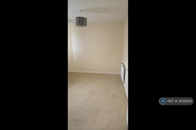 Flat Oak Leaze in Bristol