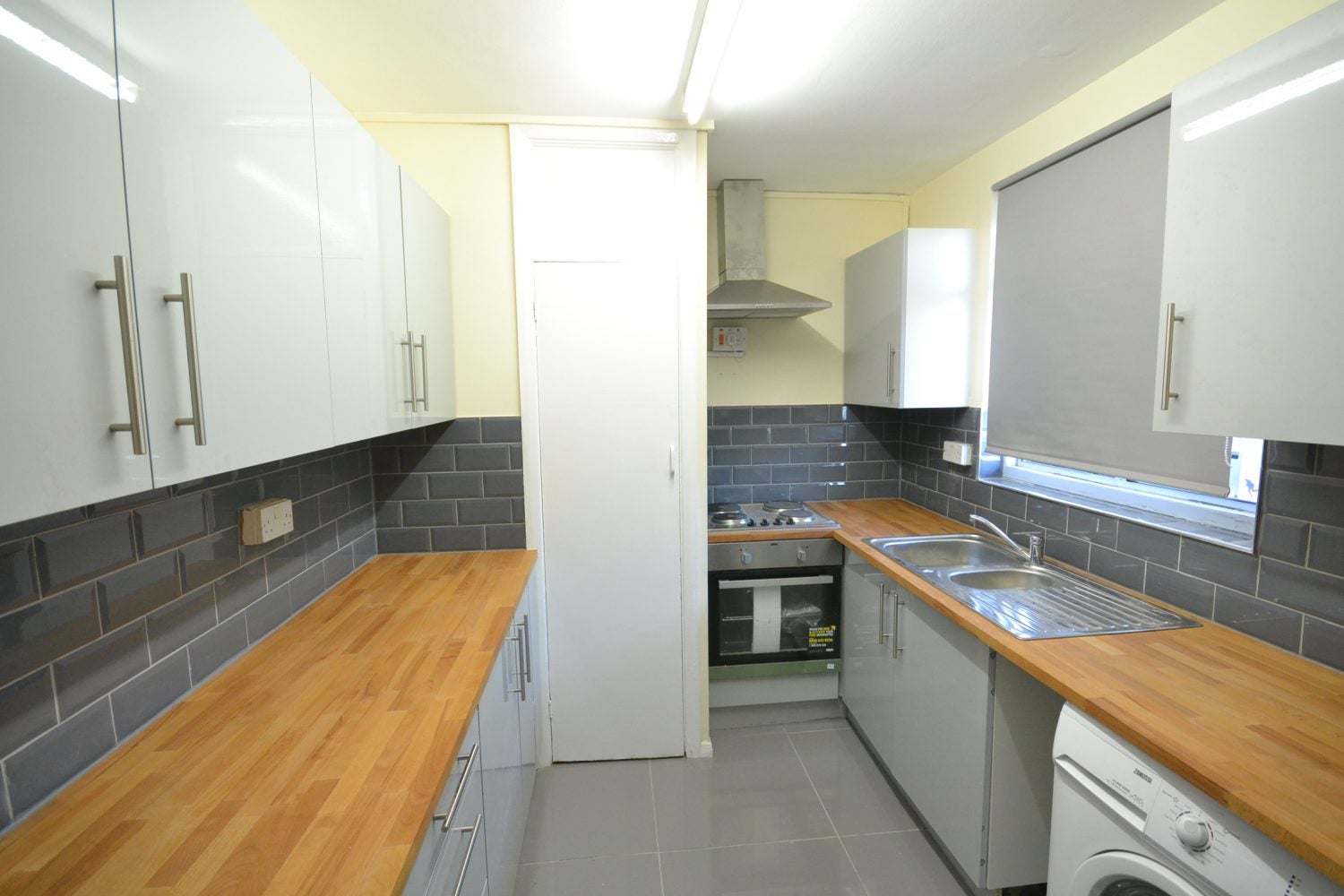 Flat Treverton Street in Greater London