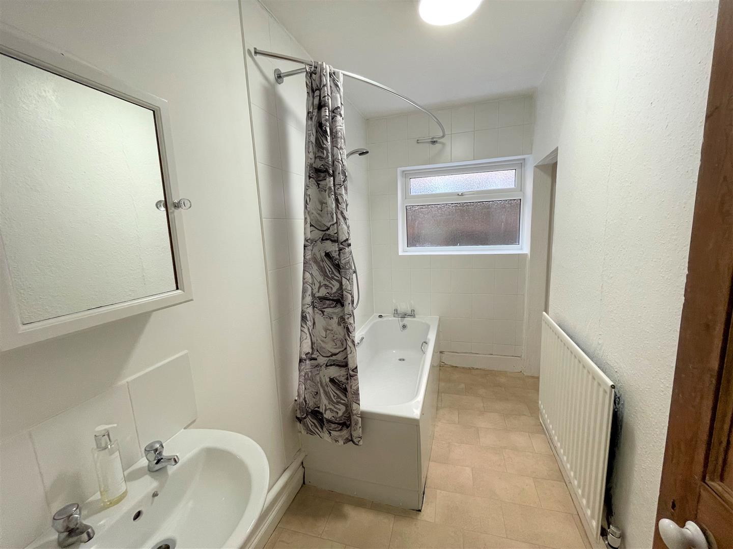 Flat Newcombe Road in Southampton