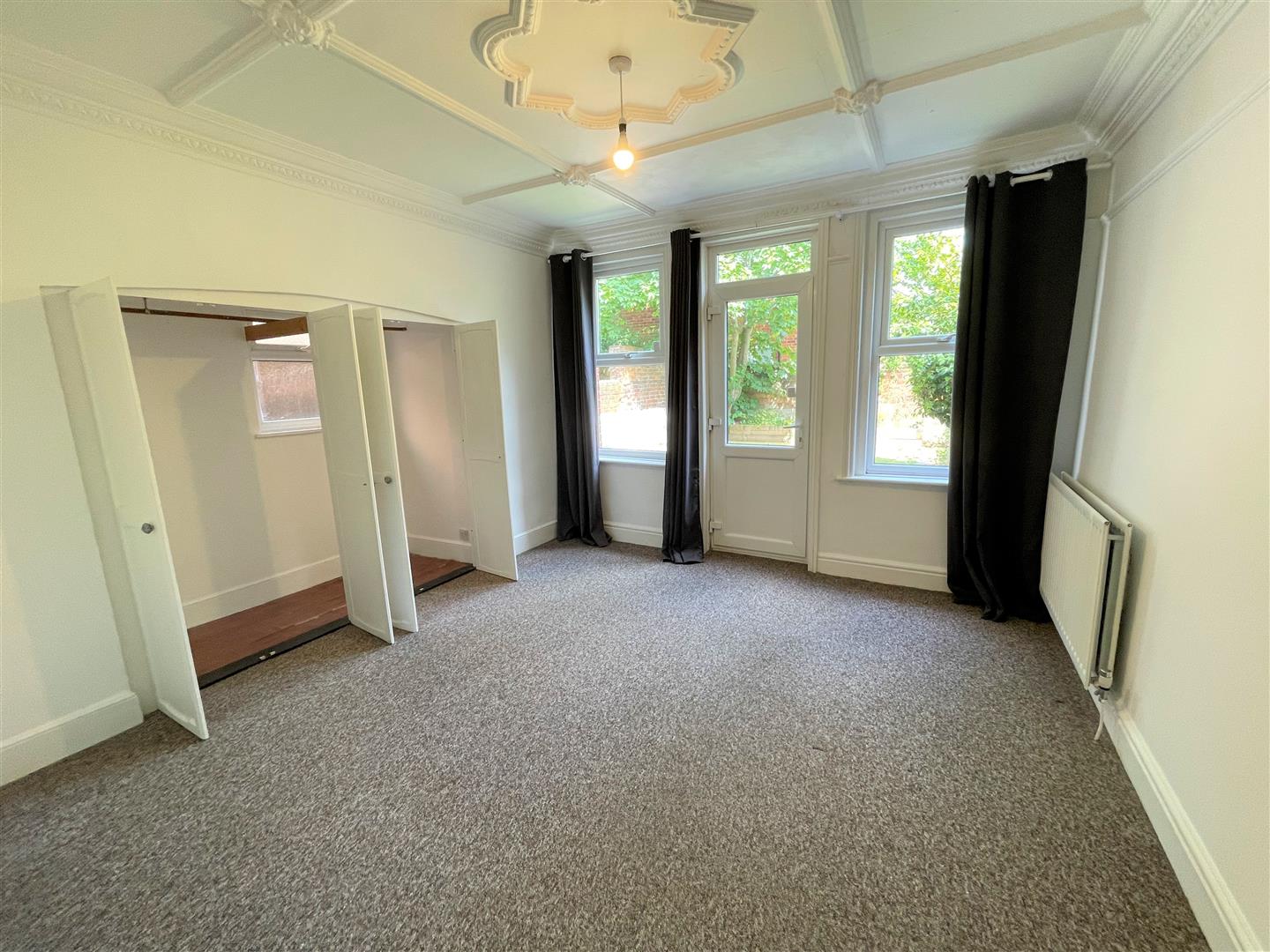 Flat Newcombe Road in Southampton