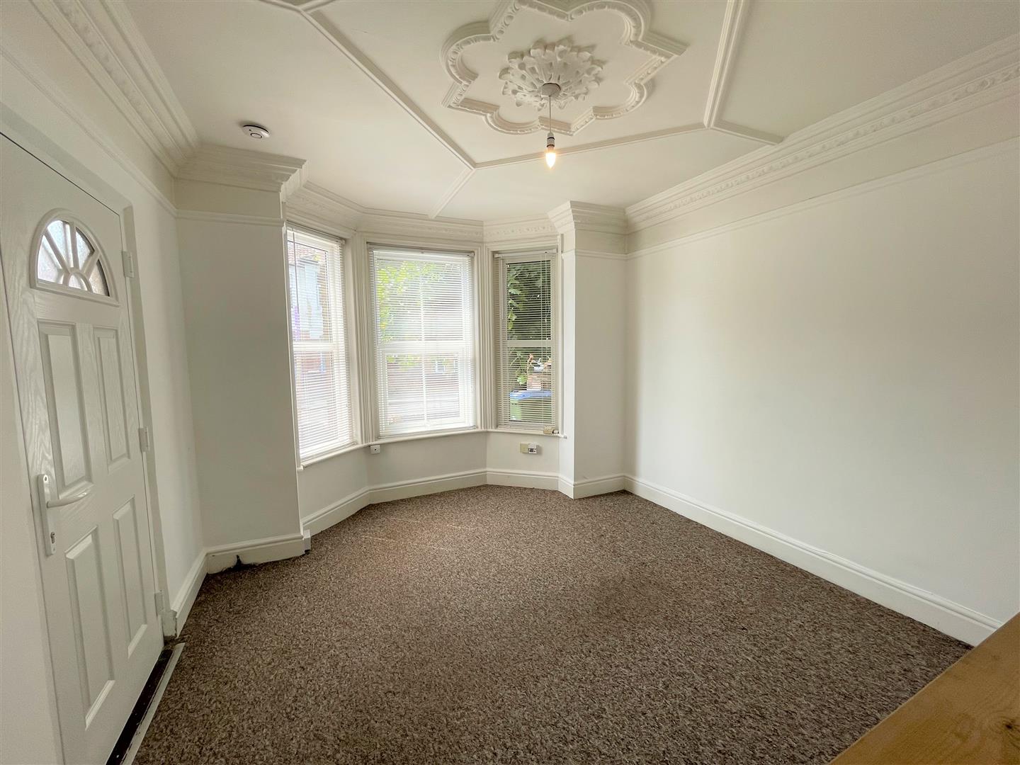 Flat Newcombe Road in Southampton