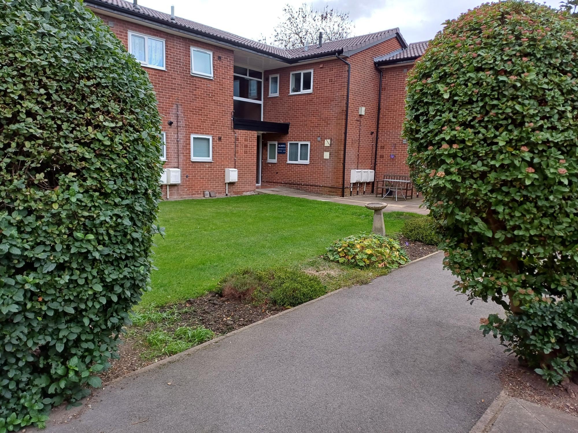 Flat Kenneth Gamble Court in Oadby and Wigston