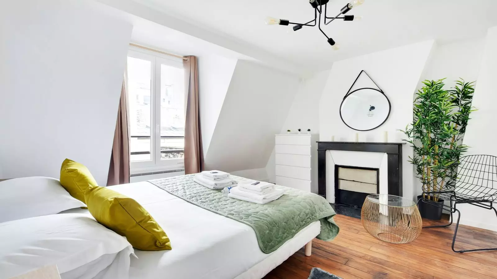Appartement Carrefour des Théâtres à Paris