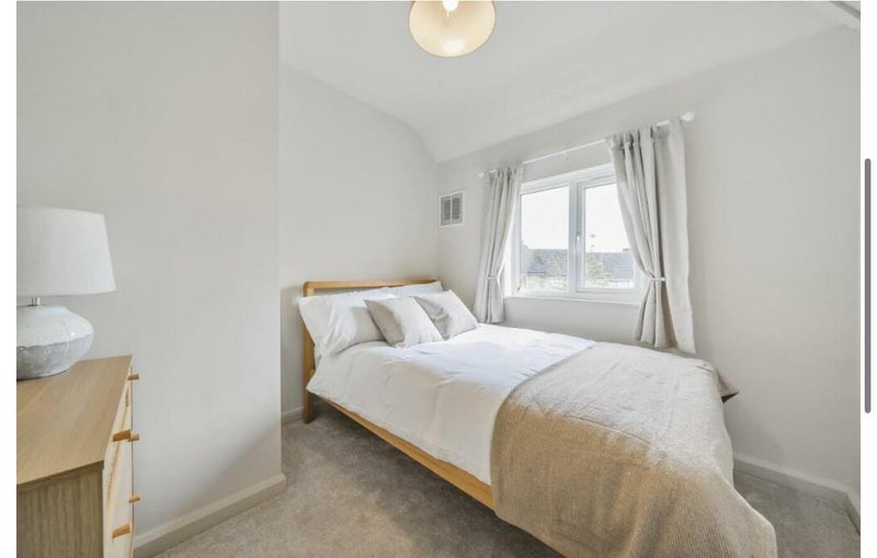 Room Arkell Grove in Greater London