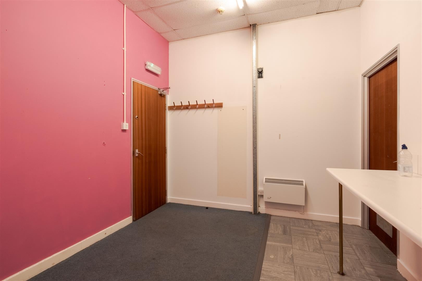 Flat Portland Walk in Barrow-in-Furness