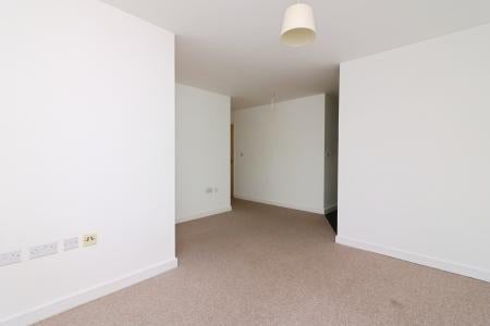 Flat Trinity Road in Stevenage