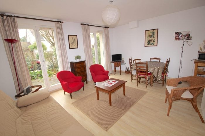 Flat Clos Alphonse Daudet in Guyancourt