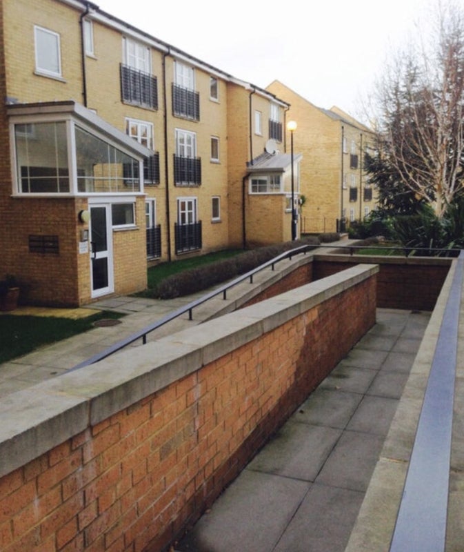 Room Langbourne Place in Greater London